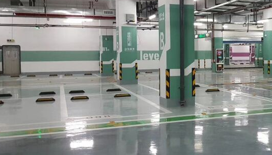 蘇州車位劃線分析，一萬五平方可畫多少個車位呢？
